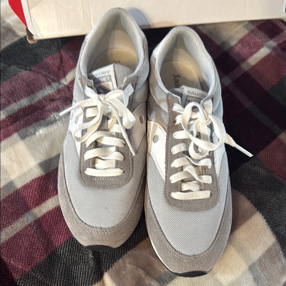 Saucony Gray and White Retro-Inspired Sneakers